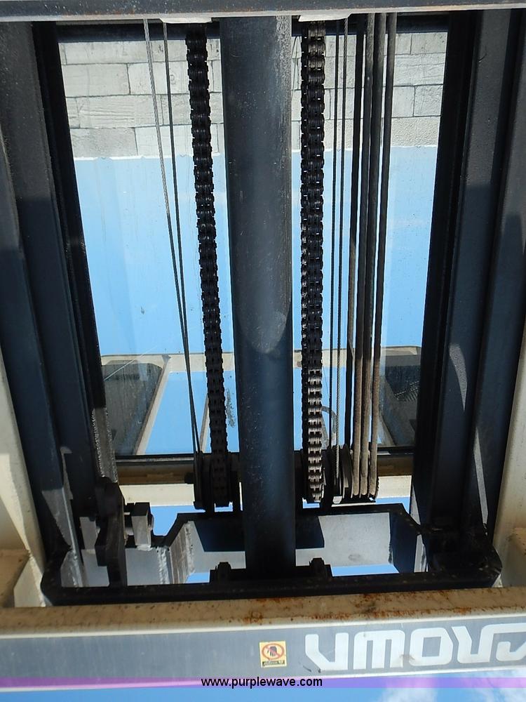 image for item I3532 Crown 30SP36TT electric forklift