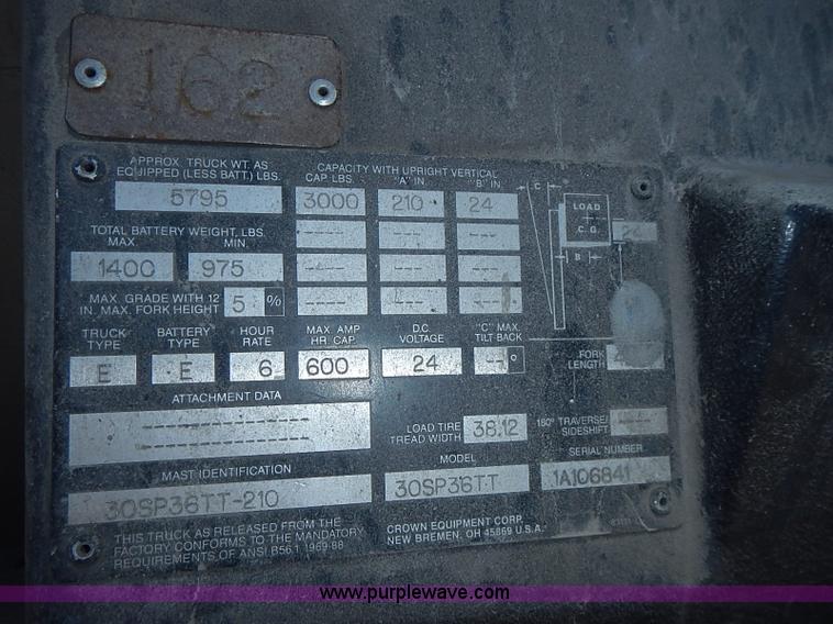 image for item I3532 Crown 30SP36TT electric forklift