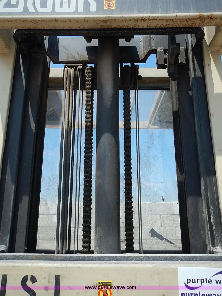 image for item I3533 Crown 30SP36TT electric forklift