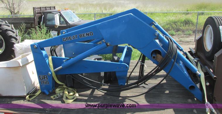 image for item I6197 1999 New Holland TS110 MFWD tractor