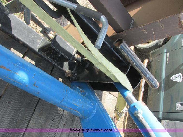 image for item I6197 1999 New Holland TS110 MFWD tractor