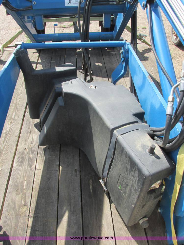 image for item I6197 1999 New Holland TS110 MFWD tractor