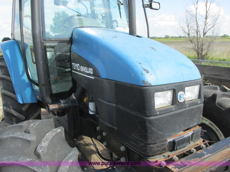 image for item I6197 1999 New Holland TS110 MFWD tractor