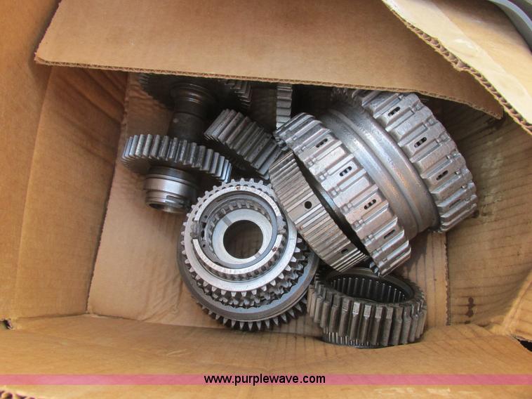 image for item I6197 1999 New Holland TS110 MFWD tractor