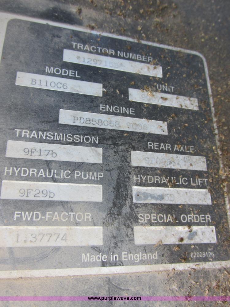 image for item I6197 1999 New Holland TS110 MFWD tractor