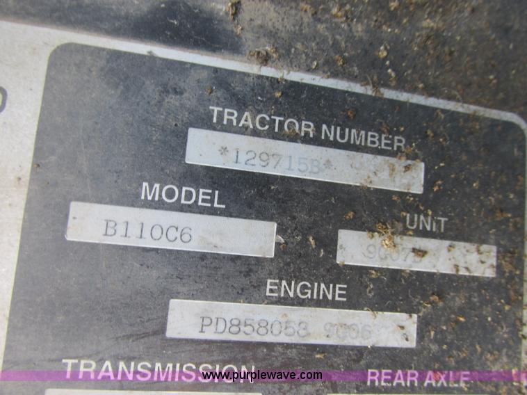 image for item I6197 1999 New Holland TS110 MFWD tractor
