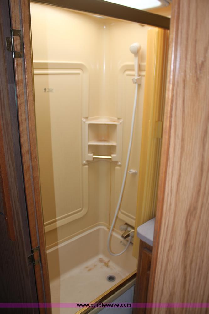 image for item J1094 1992 Pace Arrow RV