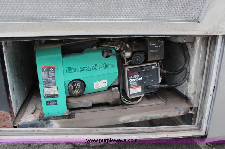 image for item J1094 1992 Pace Arrow RV