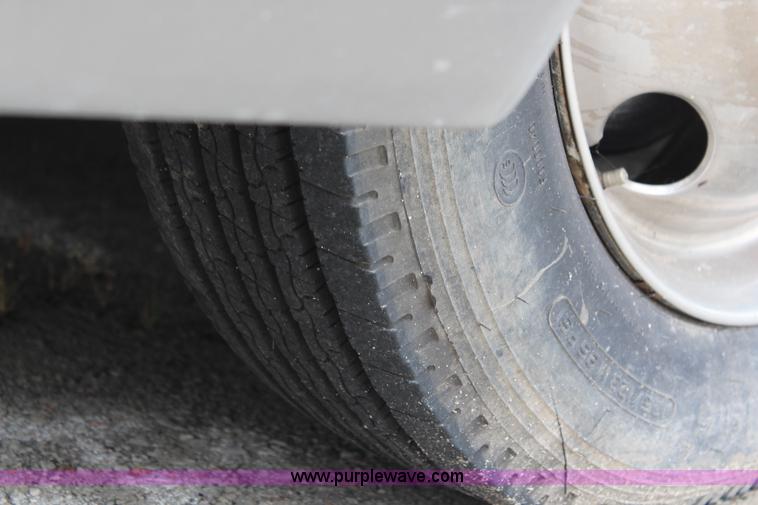 image for item J1094 1992 Pace Arrow RV