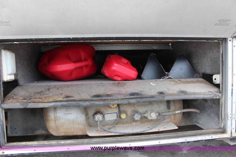 image for item J1094 1992 Pace Arrow RV