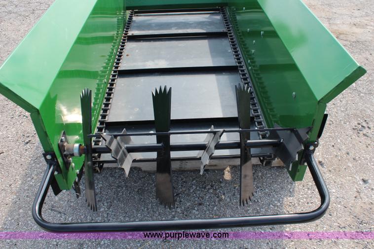 image for item J1132 Schaben Industries manure spreader
