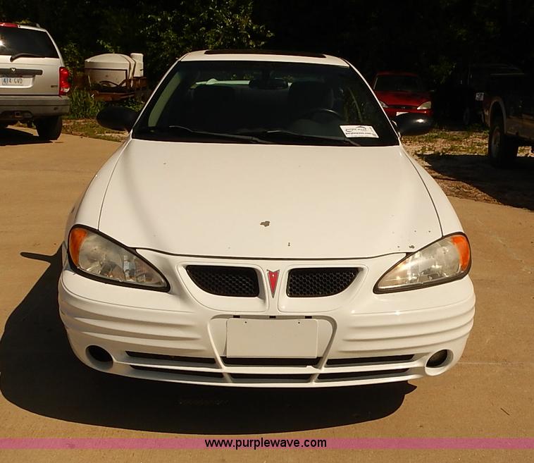 image for item J3149 2002 Pontiac Grand AM SE 1