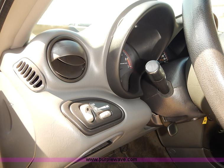 image for item J3149 2002 Pontiac Grand AM SE 1