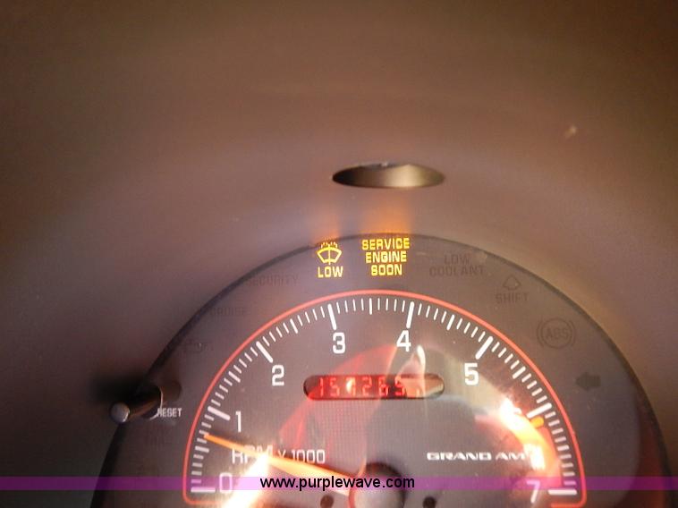 image for item J3149 2002 Pontiac Grand AM SE 1