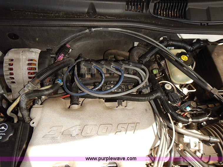 image for item J3149 2002 Pontiac Grand AM SE 1