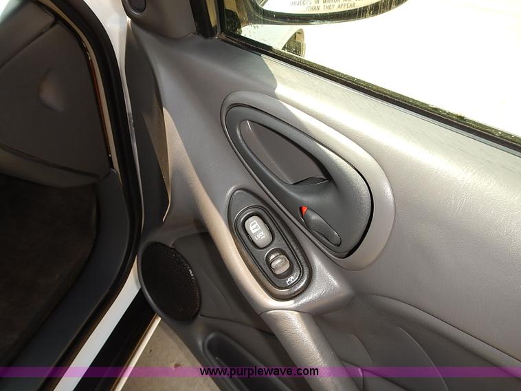 image for item J3149 2002 Pontiac Grand AM SE 1
