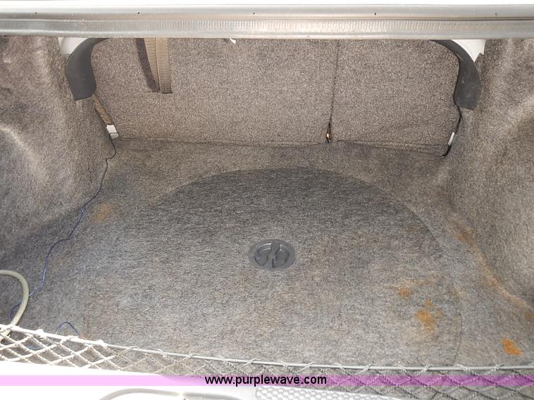 image for item J3149 2002 Pontiac Grand AM SE 1