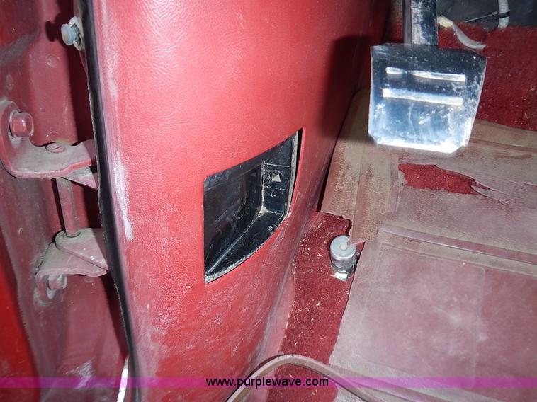 image for item J3160 1991 Ford F350 XLT Lariat Crew Cab pickup truck