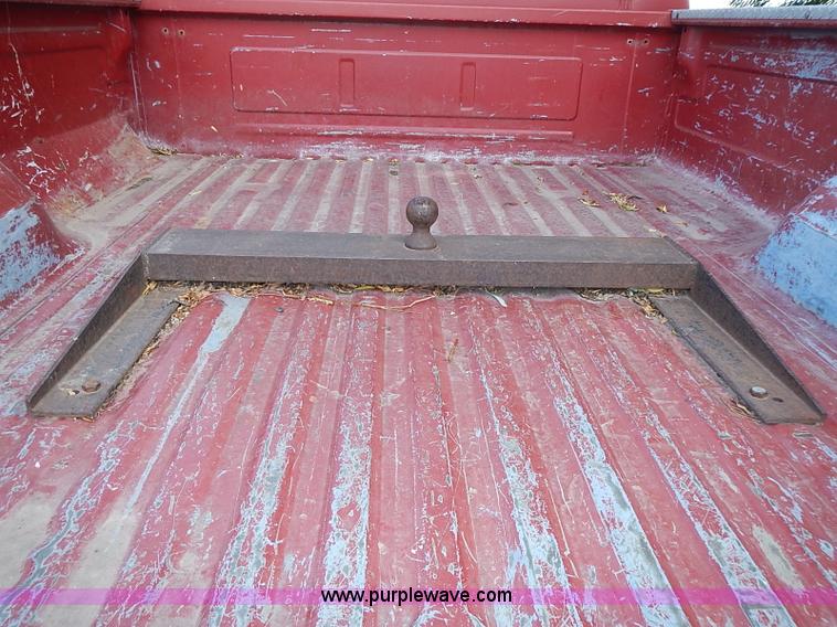 image for item J3160 1991 Ford F350 XLT Lariat Crew Cab pickup truck