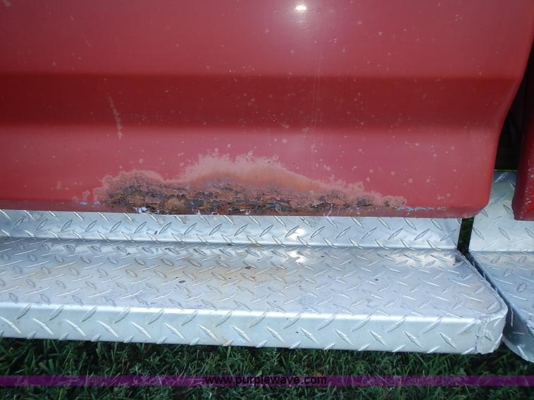 image for item J3160 1991 Ford F350 XLT Lariat Crew Cab pickup truck