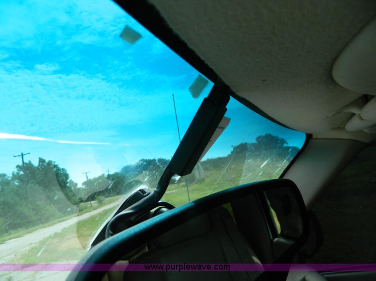 image for item AD9747 2003 Chevrolet Silverado 1500HD LT Crew Cab pickup truck