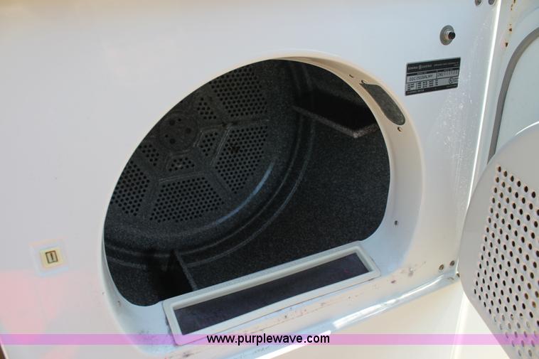 image for item AJ9391 Assorted appliances