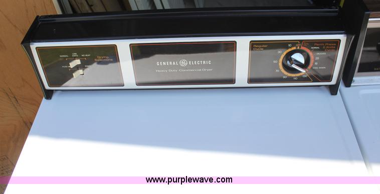 image for item AJ9391 Assorted appliances