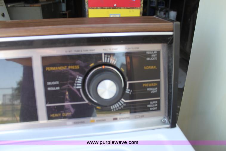 image for item AJ9391 Assorted appliances