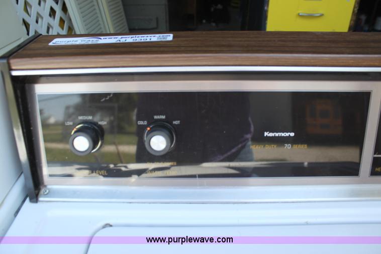 image for item AJ9391 Assorted appliances