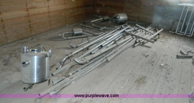 image for item AL9787 Assorted stainless steel pipe and cans