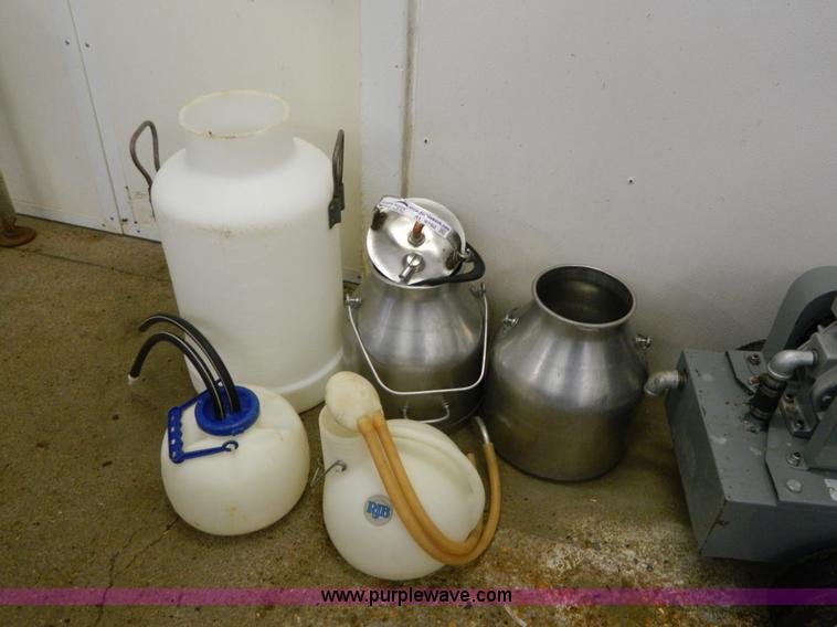 image for item AL9792 Assorted items