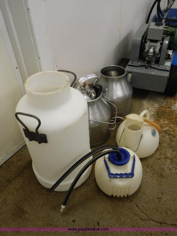 image for item AL9792 Assorted items