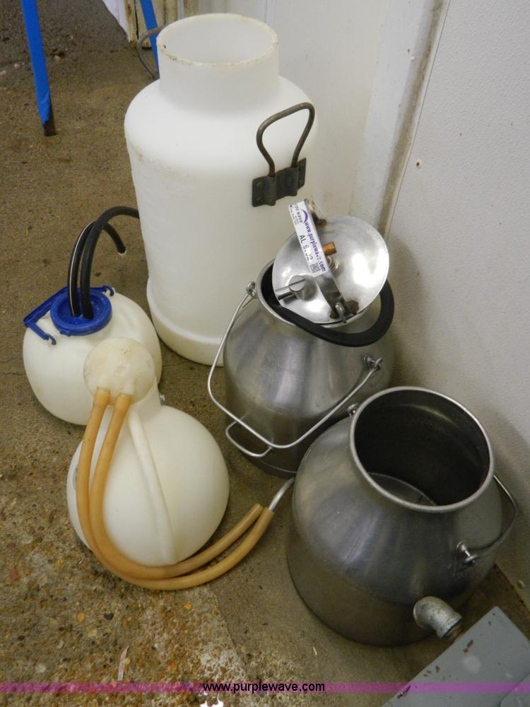 image for item AL9792 Assorted items