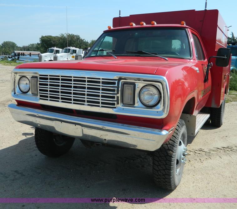 image for item AL9814 1978 Dodge fire rescue vehicle