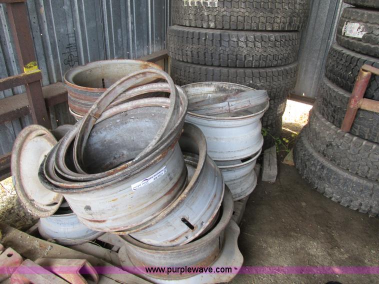 image for item AW9921 Assorted wheels