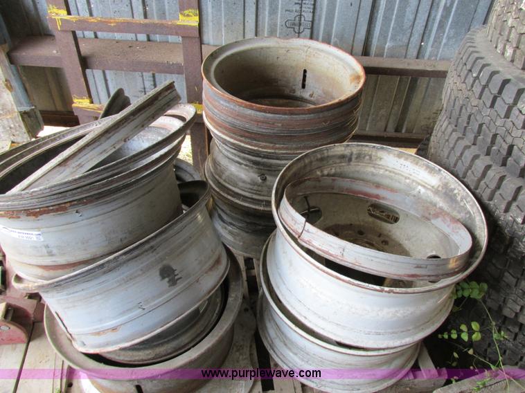 image for item AW9921 Assorted wheels