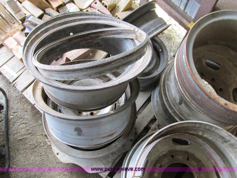 image for item AW9921 Assorted wheels