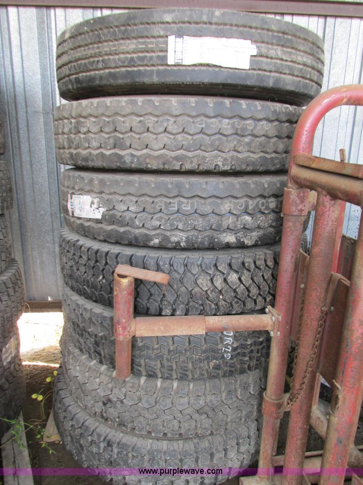 image for item AW9922 (17) truck tires