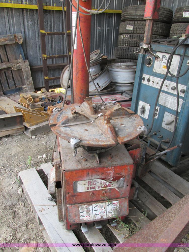 image for item AW9926 Coats RC15A tire machine