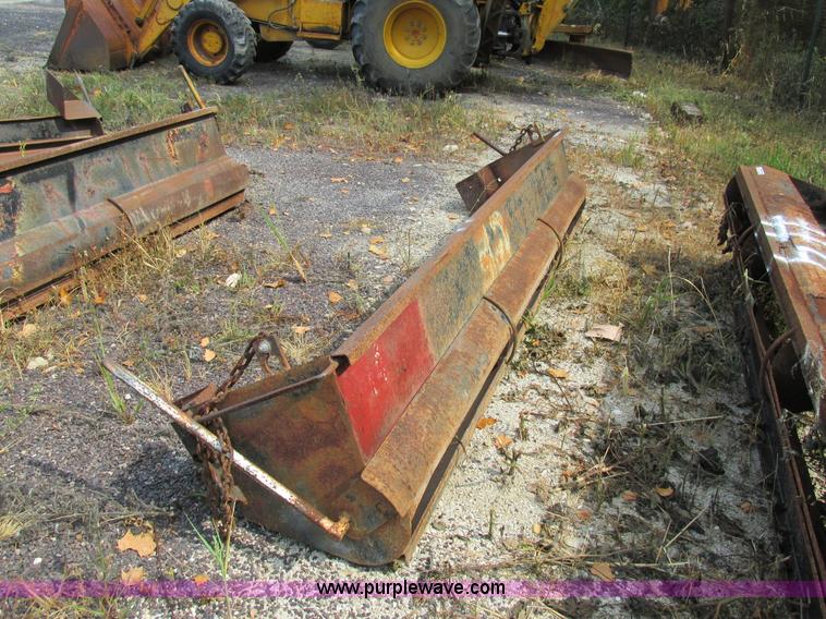 image for item AW9931 Pea gravel spreader
