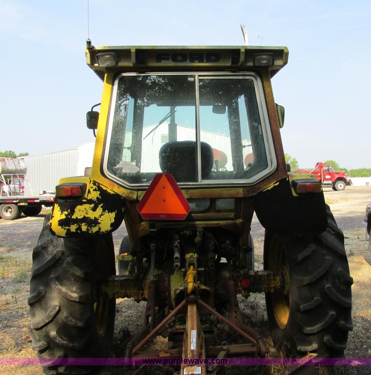image for item AW9938 Ford 6610 tractor