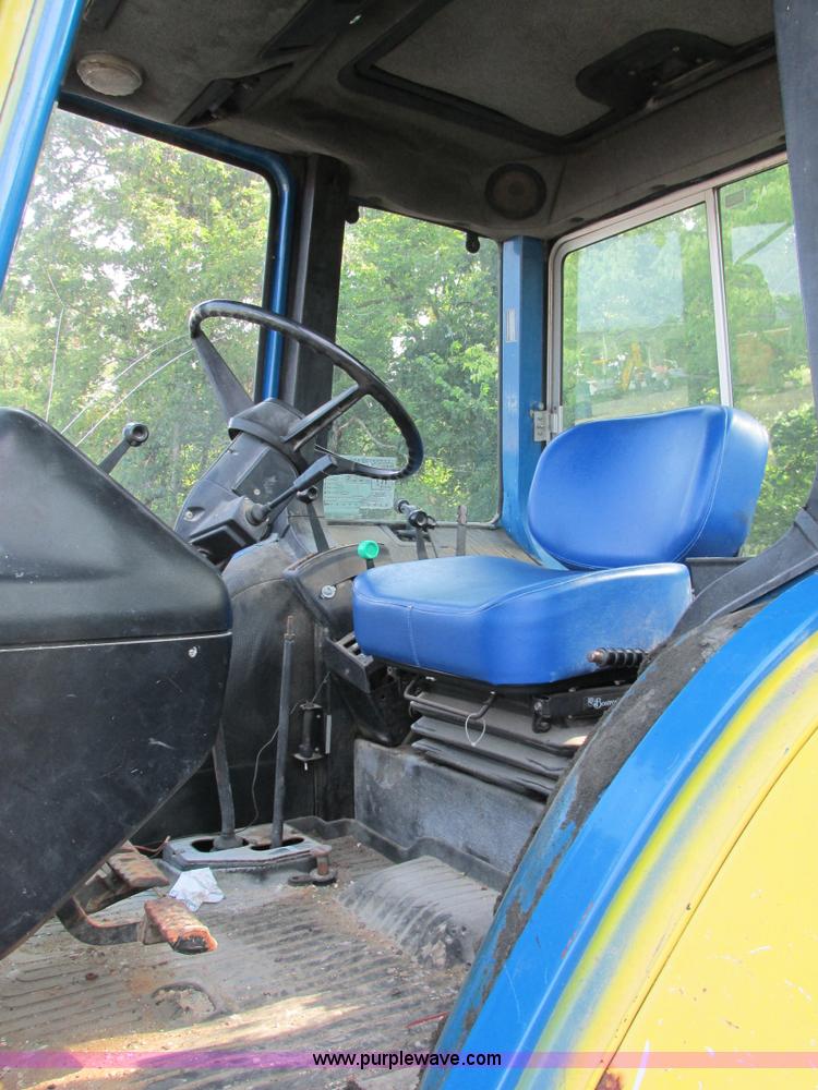 image for item AW9938 Ford 6610 tractor