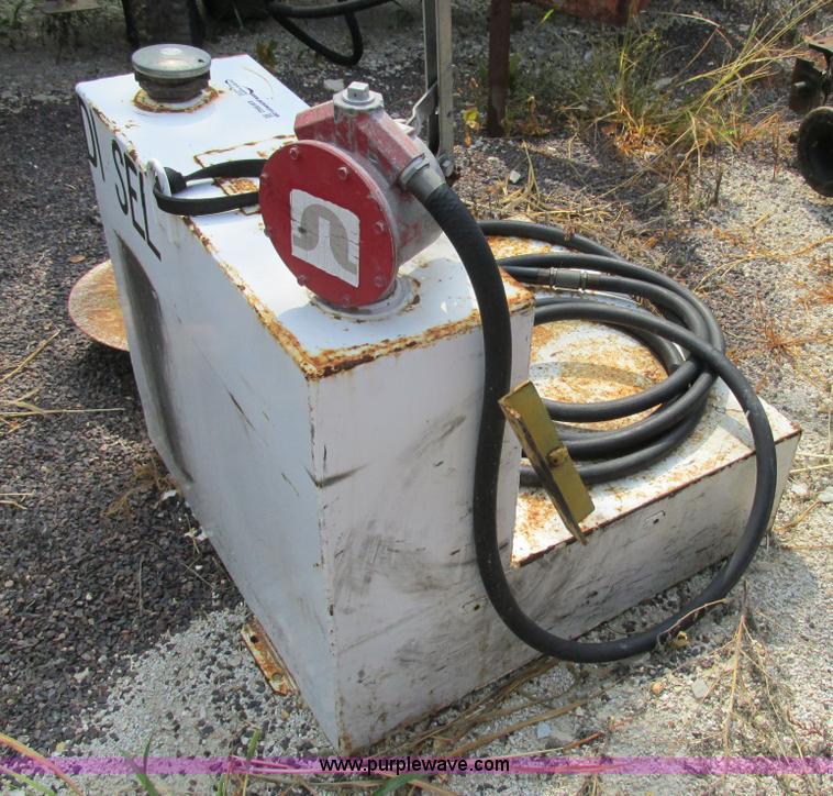 image for item AW9940 L-shaped fuel tank