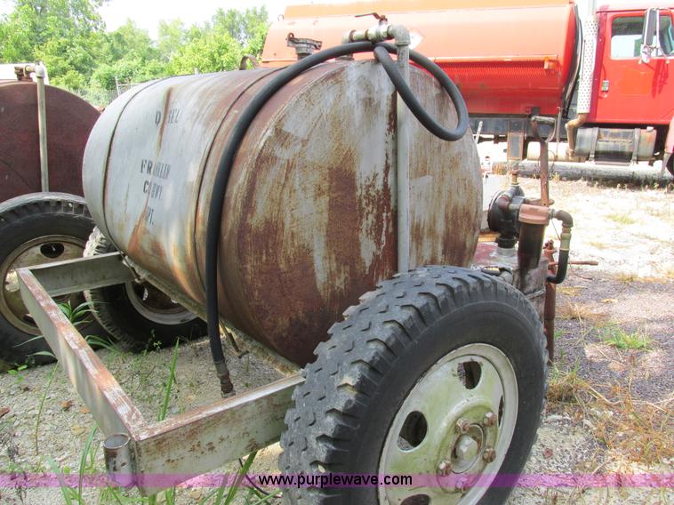 image for item AW9941 Shop built off road 275 gallon fuel tank