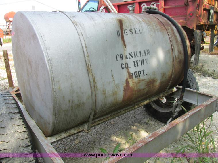 image for item AW9941 Shop built off road 275 gallon fuel tank