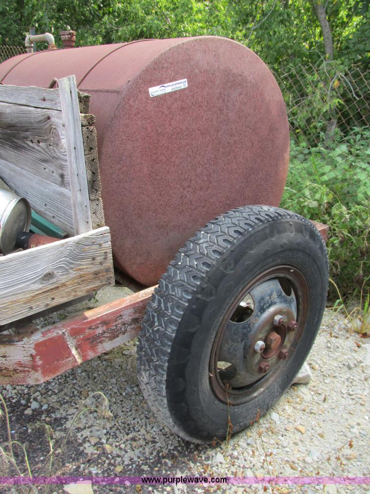 image for item AW9942 Shop built off road 275 gallon fuel tank