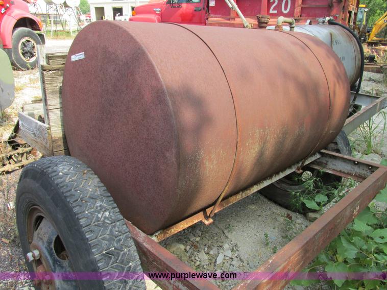 image for item AW9942 Shop built off road 275 gallon fuel tank