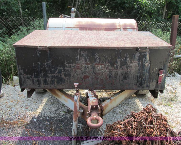 image for item AW9943 Shop built off road 275 gallon fuel buggy