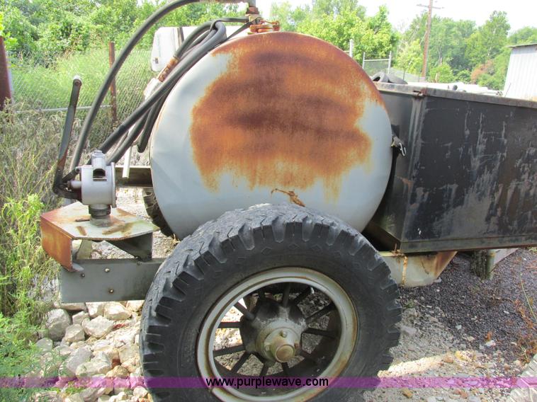 image for item AW9943 Shop built off road 275 gallon fuel buggy