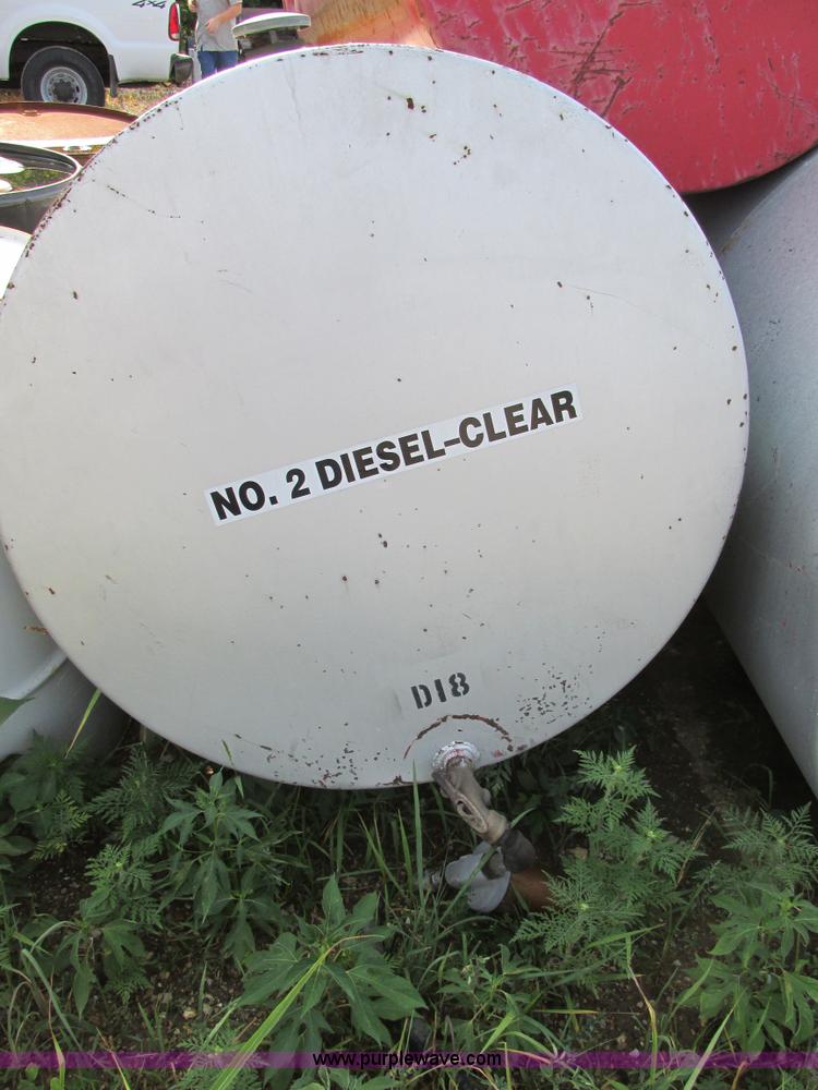 image for item AW9946 275 gallon fuel tank